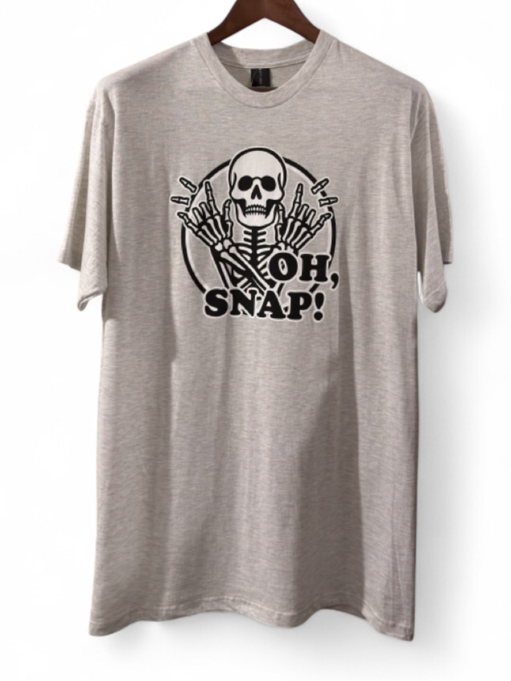Humor Funny Skeleton ‘Oh Snap’ Gray Graphic T-Shirt Size Men’s XL (NWT)